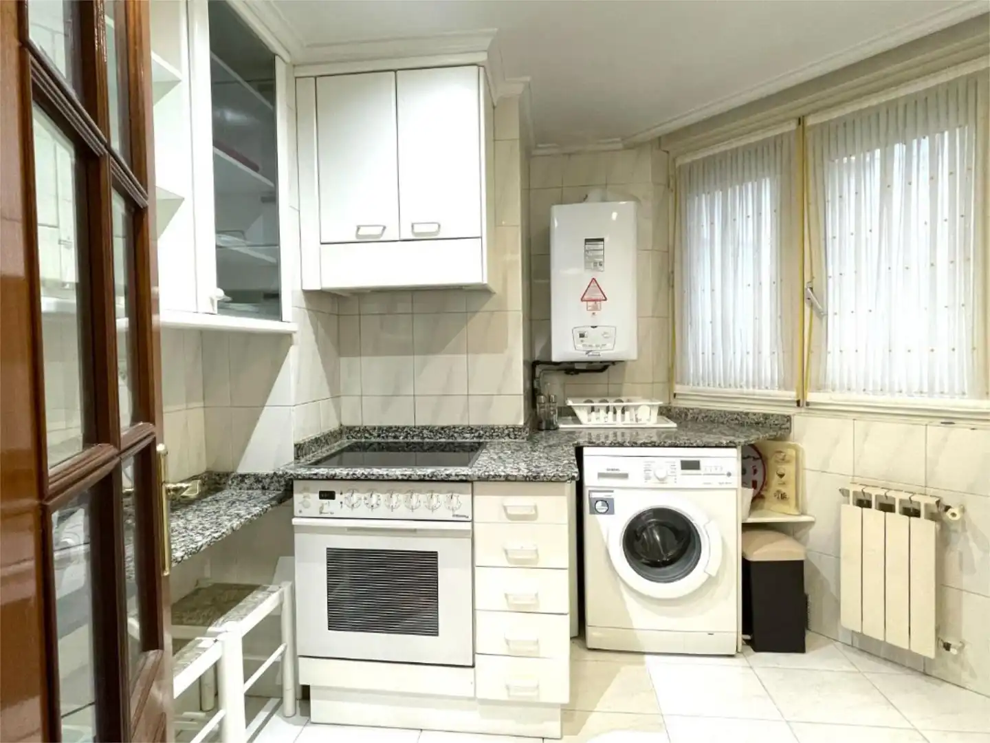Piso de alquiler en Calle Calderón de la Barca, 14, Castilla - Hermida Cocina de Piso de alquiler en Santander