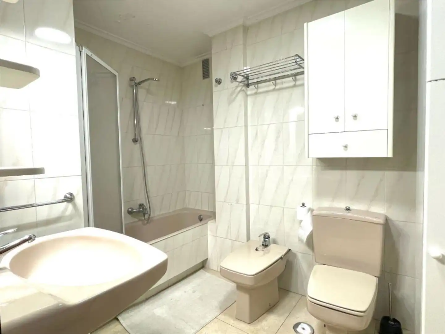 Piso de alquiler en Calle Calderón de la Barca, 14, Castilla - Hermida Baño de Piso de alquiler en Santander