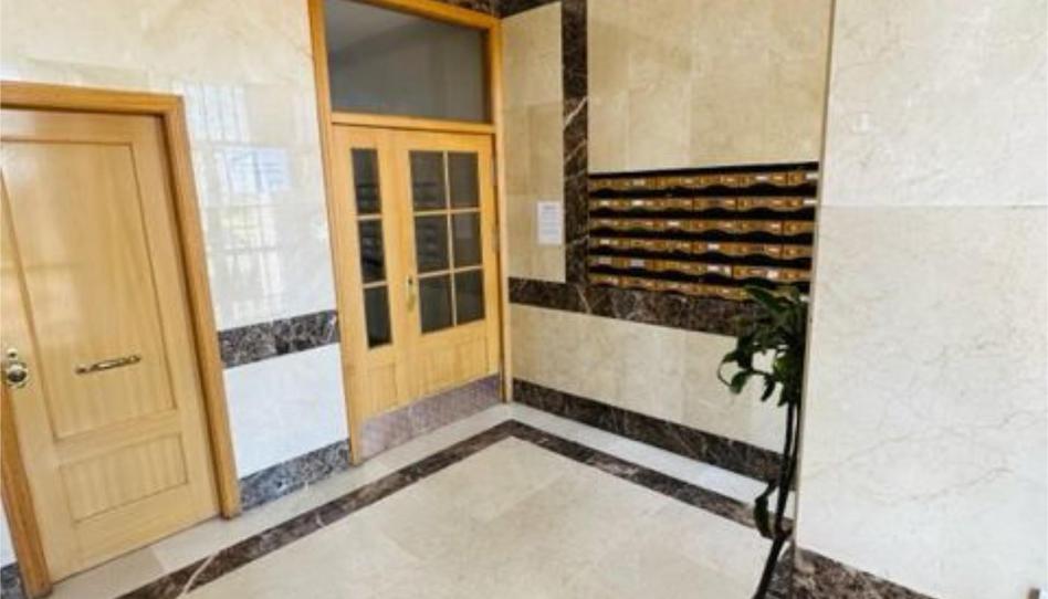 Flat to rent in Calle Octavio Augusto, 48, Sur, Badajoz - image 1 Photo 1 of Flat to rent in Calle Octavio Augusto, 48, Sur, Badajoz