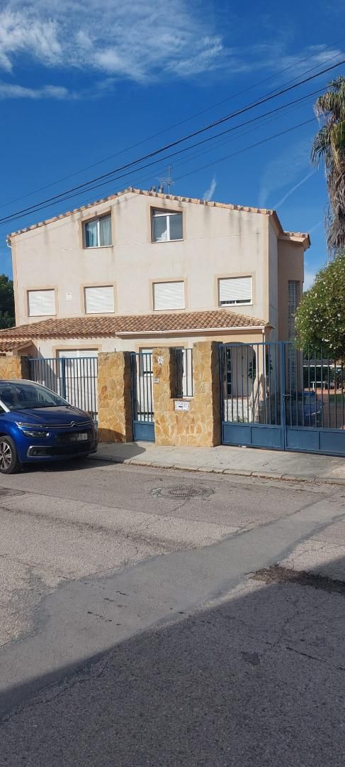 Exterior view of Single-family semi-detached for sale in Torrent  with Heating, Private garden and Terrace