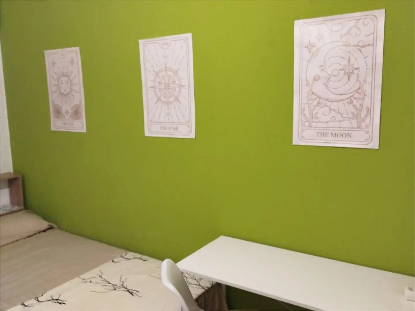 Room in Carrer de València, 50, Núcleo Urbano Flat for share in La Pobla de Vallbona with Parquet flooring, Furnished and Video intercom