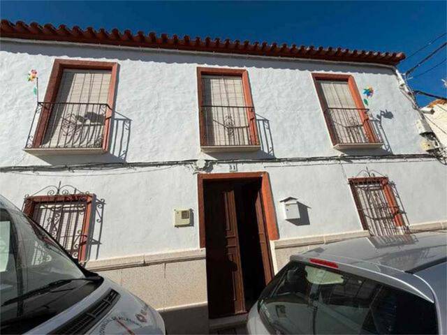 Casa-chalet en Venta en Casariche