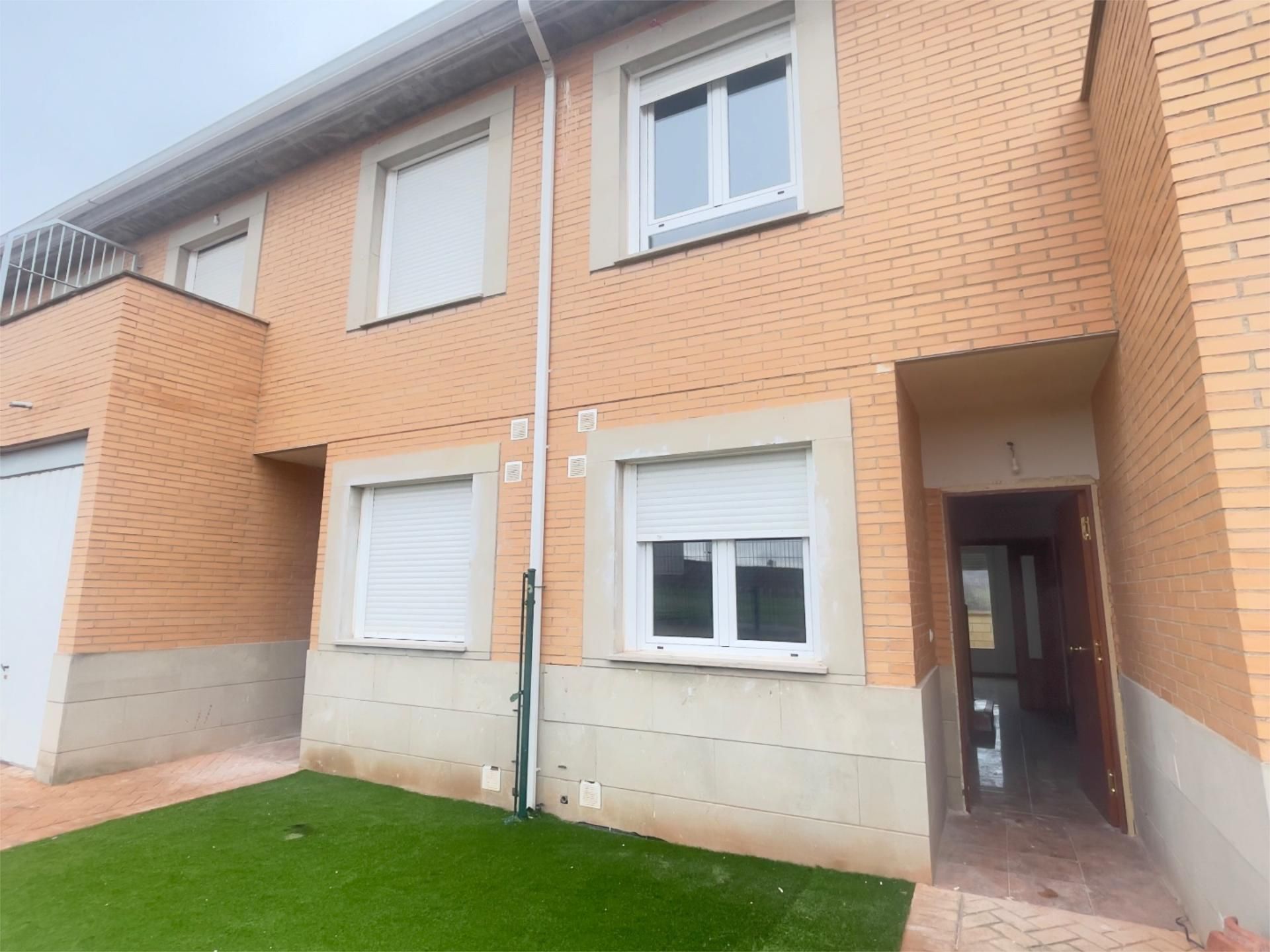 Casa adosada en venda a Camino Cañas, 7, Villar de Torre