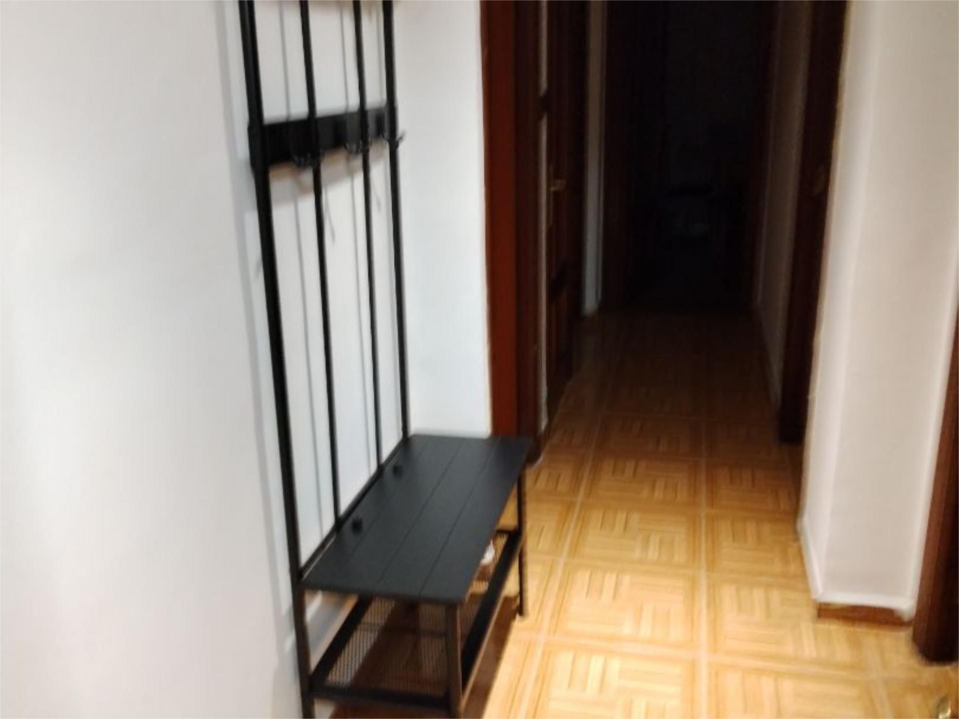 Pis de lloguer en Lena amb Calefacció, Traster i Moblat