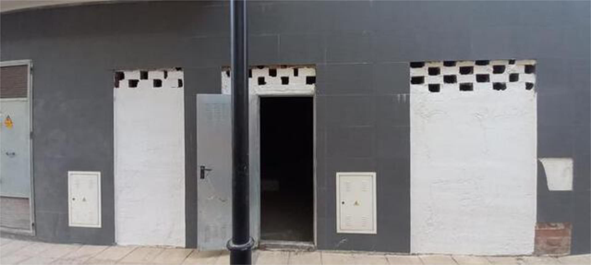 Vista exterior de Local de lloguer en Carmona