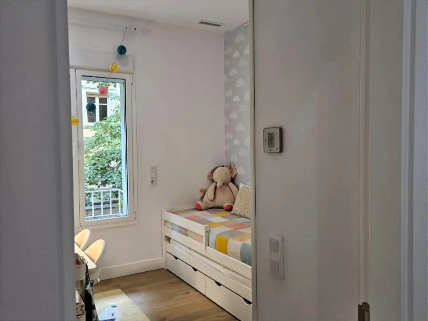 Flat for sale in Argüelles Bedroom of Flat for sale in Madrid with Air Conditioner, Heating and Storage room