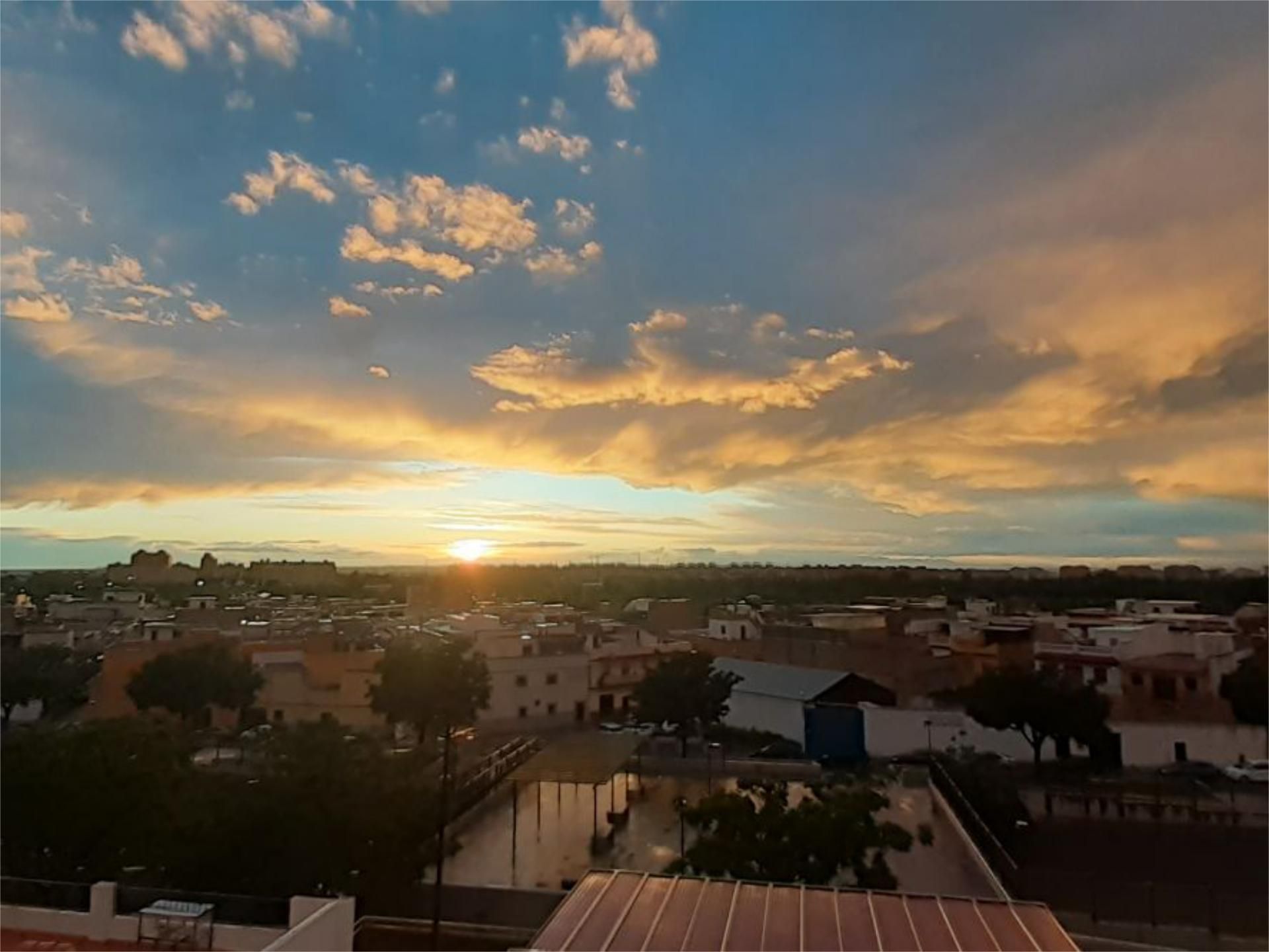 Vista exterior de Pis en venda en  Sevilla Capital amb Aire condicionat, Calefacció i Moblat