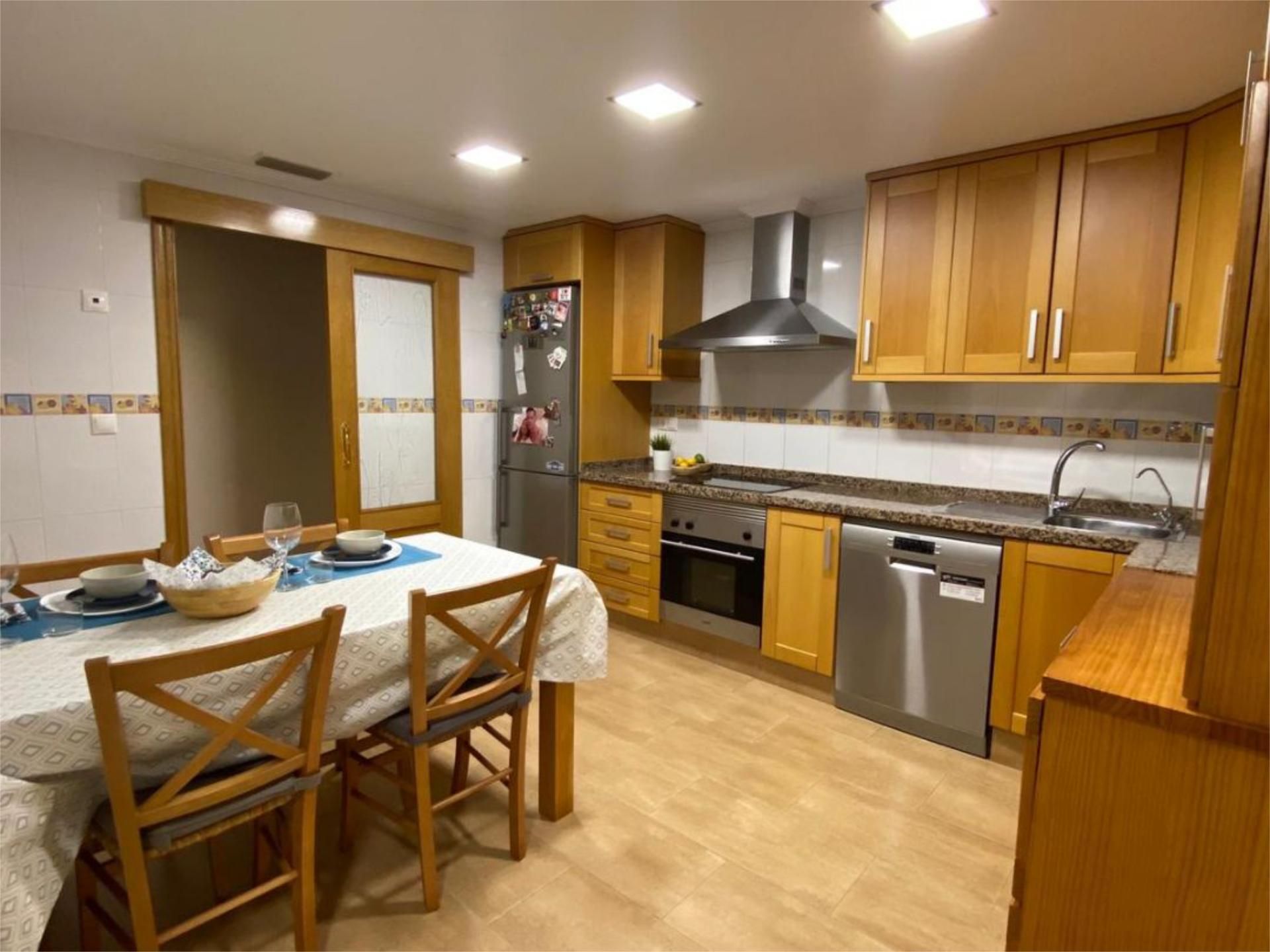 Cuina de Pis en venda en San Vicente del Raspeig / Sant Vicent del Raspeig amb Aire condicionat i Balcó