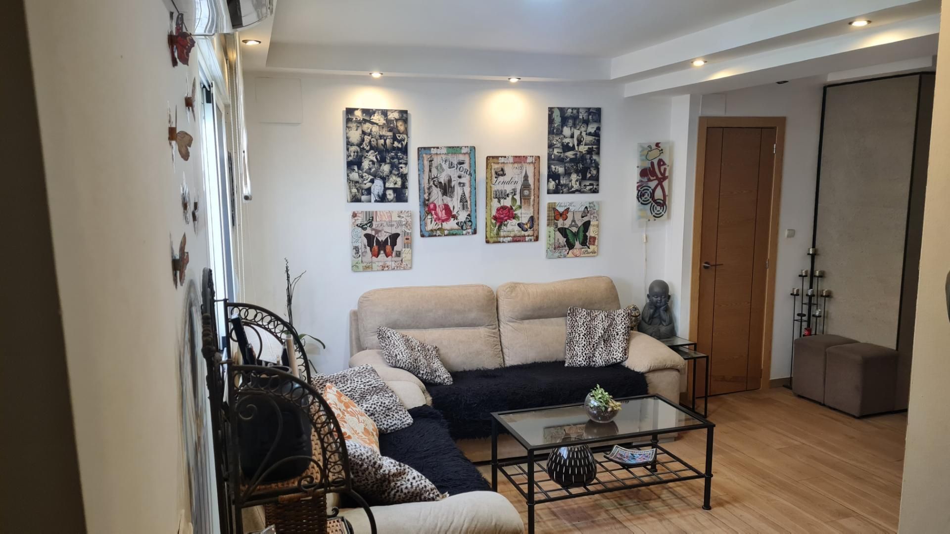 Living room of Single-family semi-detached for sale in Salar  with Air Conditioner and Terrace