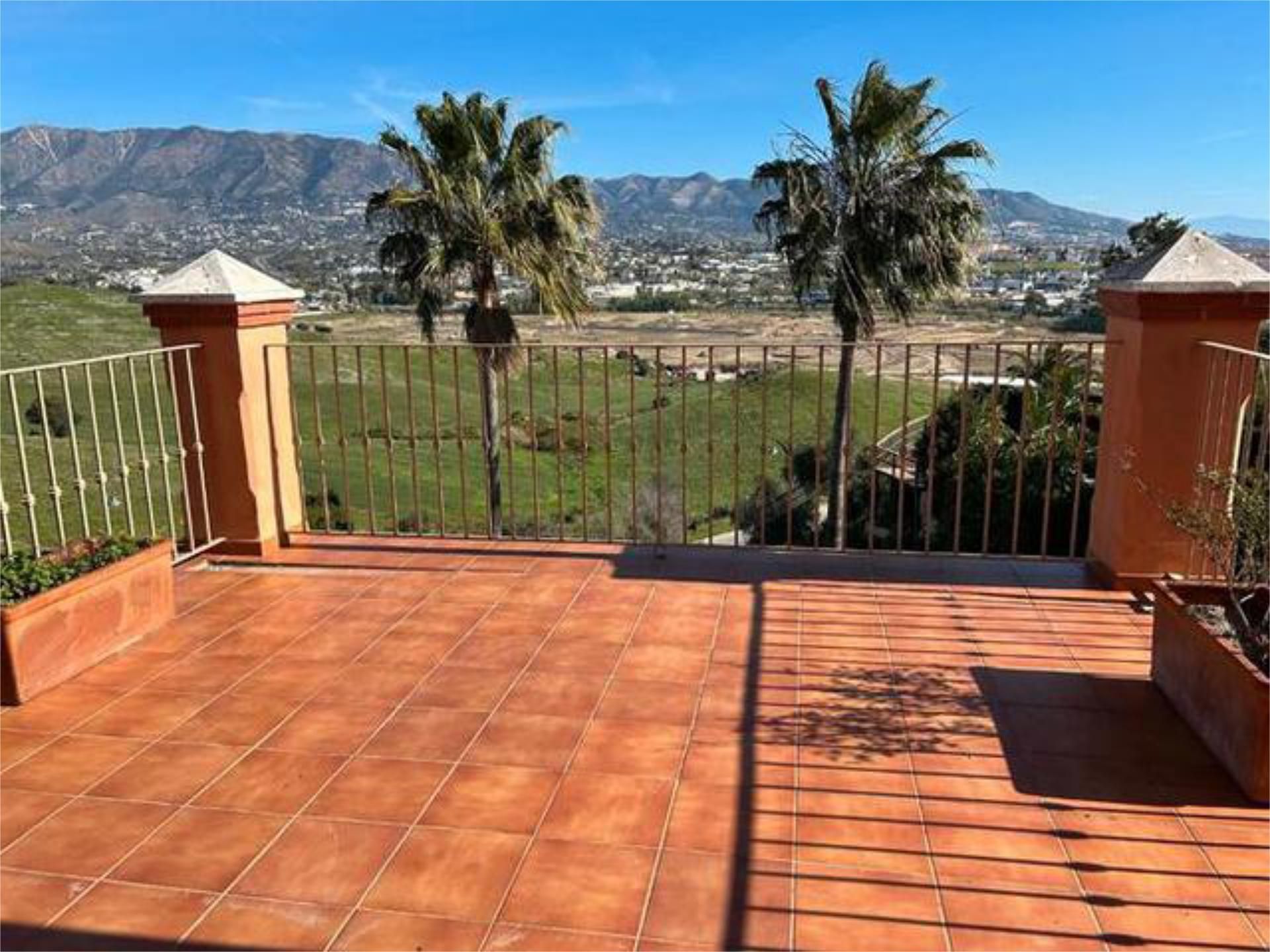 Terrassa de Casa adosada de lloguer en Mijas amb Calefacció, Jardí privat i Terrassa