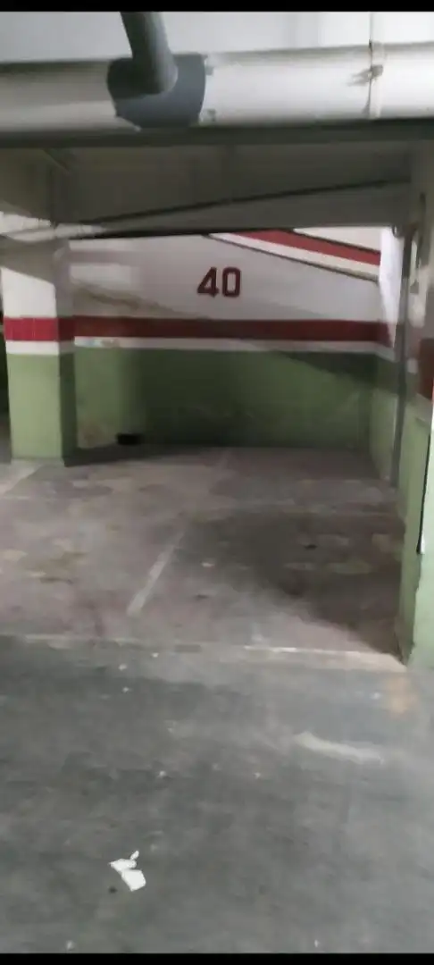 Garaje de alquiler en Carrer del Pare Tomàs de Montañana, 6, Camí Fondo