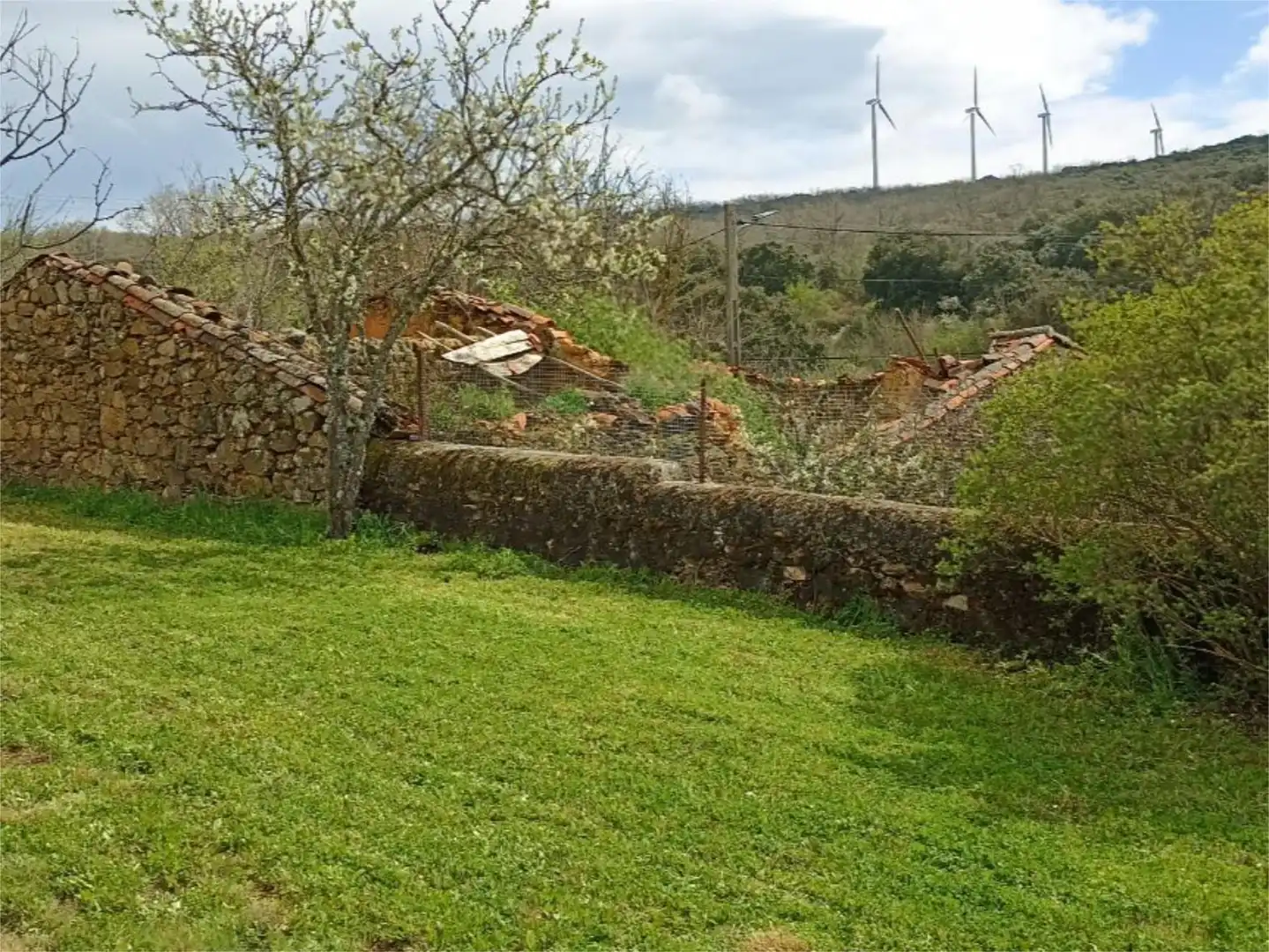 Planta baja en venta en Membribe de la Sierra con Calefacción, Terraza y Amueblado