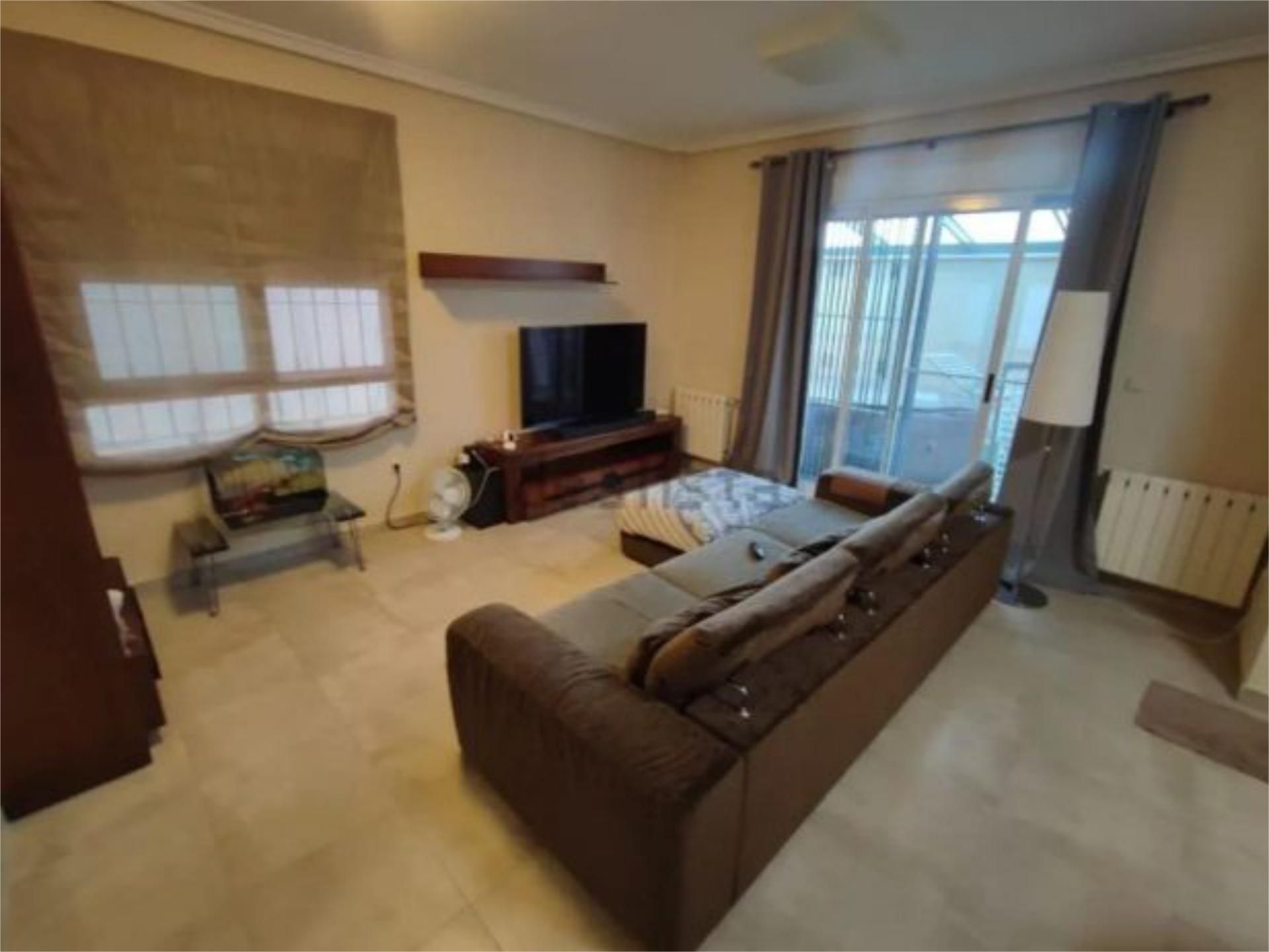 Sala d'estar de Casa adosada de lloguer en  Murcia Capital amb Aire condicionat, Calefacció i Terrassa