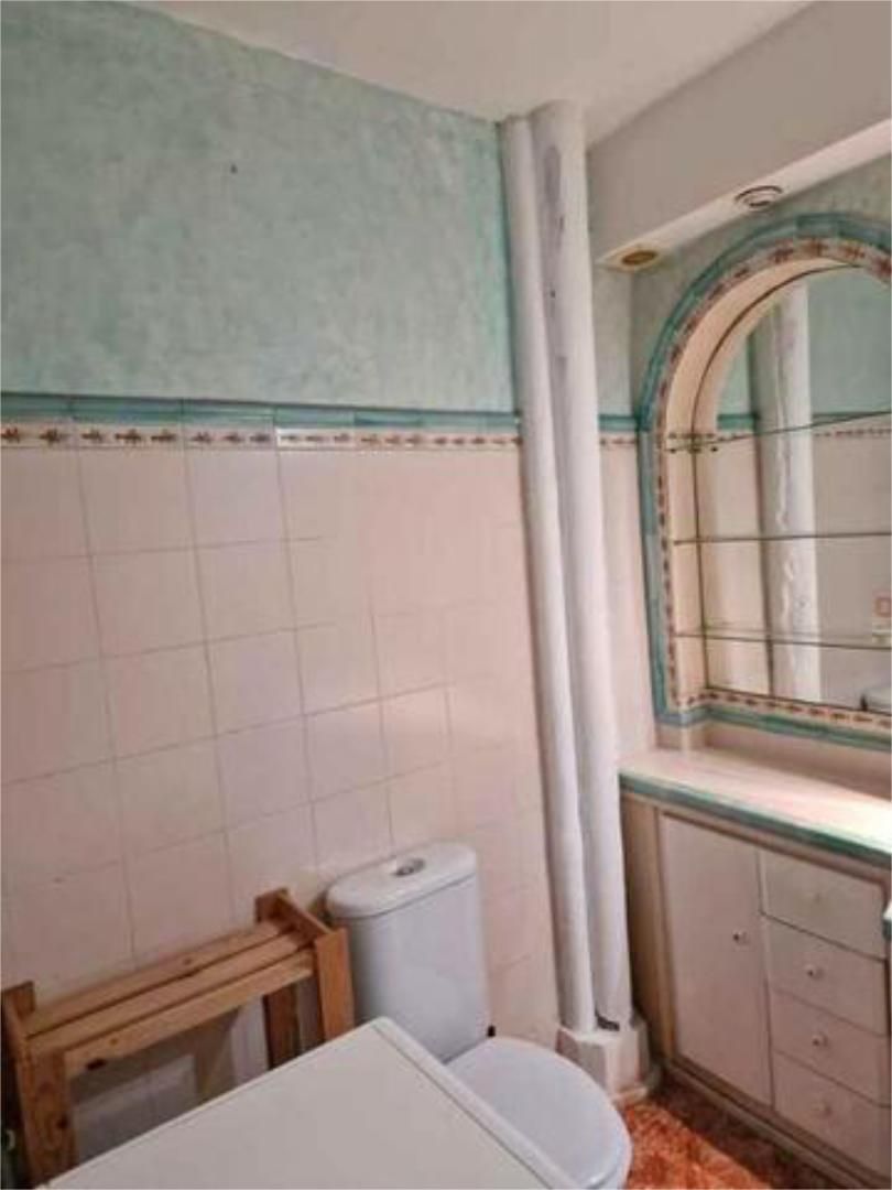 Study to rent in Feria Bathroom of Study to rent in Sevilla Capital