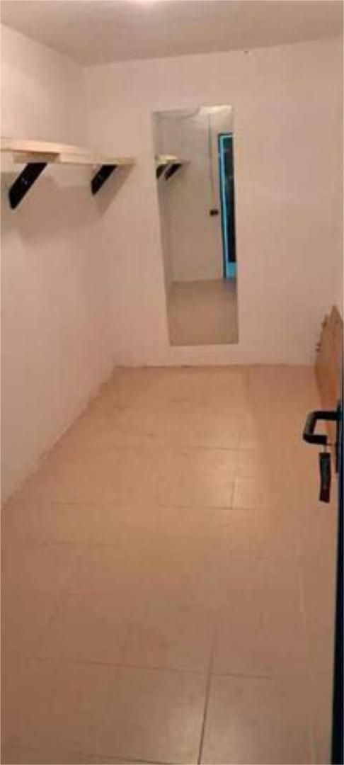 Bedroom of Box room to rent in Tomares