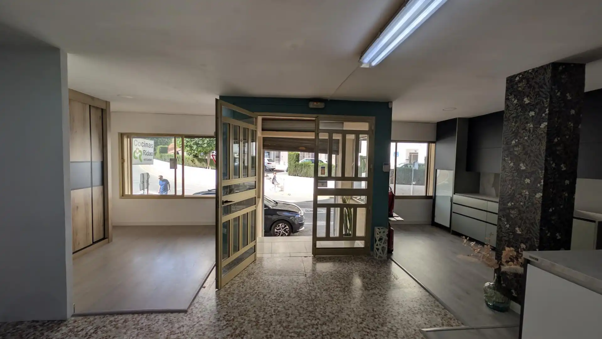 Local de alquiler en Garrucha con Aire acondicionado