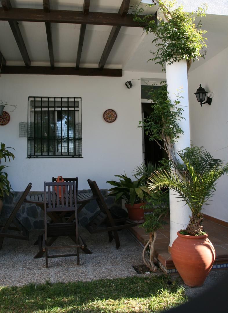 Casa adosada de lloguer a Calle Pinares, 12, Conil