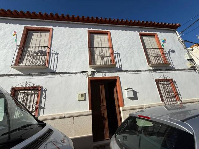 Casa adosada en Venta en Calle Concepcion Arenal, 31 en Casariche