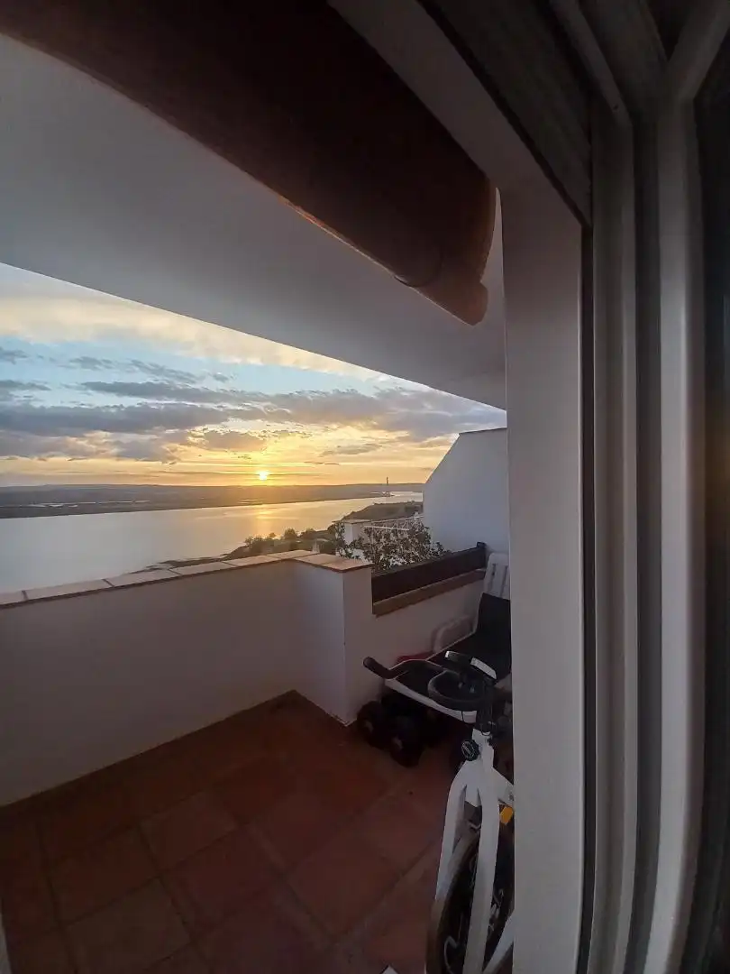 Casa adosada en venda a Calle Islas Baleares, 32, Ayamonte ciudad Terrassa de Casa adosada en venda en Ayamonte amb Terrassa, Balcó i Piscina comunitària