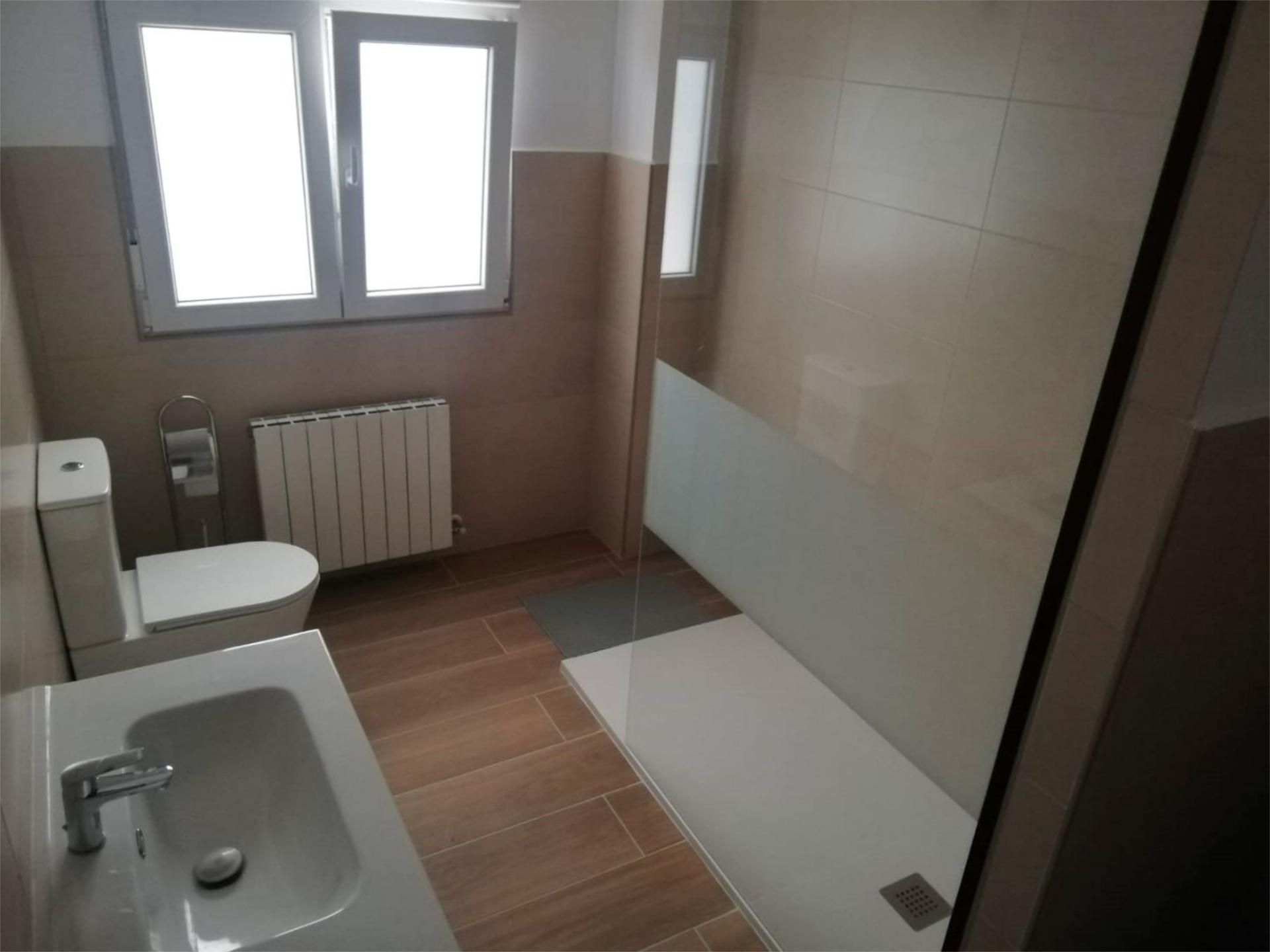 Flat to share in Avenida del Compromiso de Caspe, 119, Las Fuentes Flat to share in Avenida del Compromiso de Caspe, 119, Las Fuentes