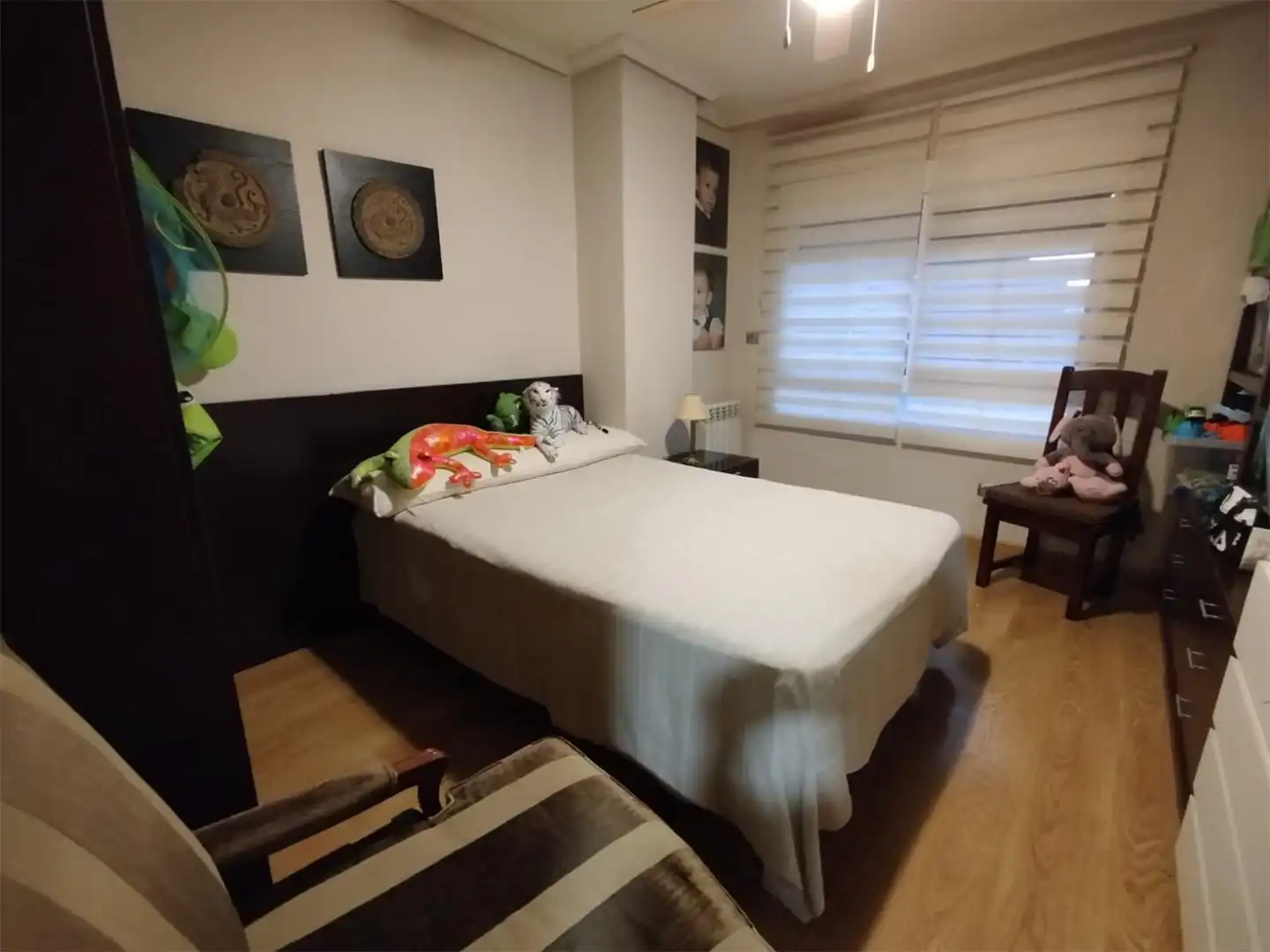 Wohnung zum Verkauf in Calle del Pintor Carmelo Palomino, 10, Peñamefecit - Avda Barcelona Schlafzimmer von Wohnung zum Verkauf in Jaén Capital mit Klimaanlage und Balkon