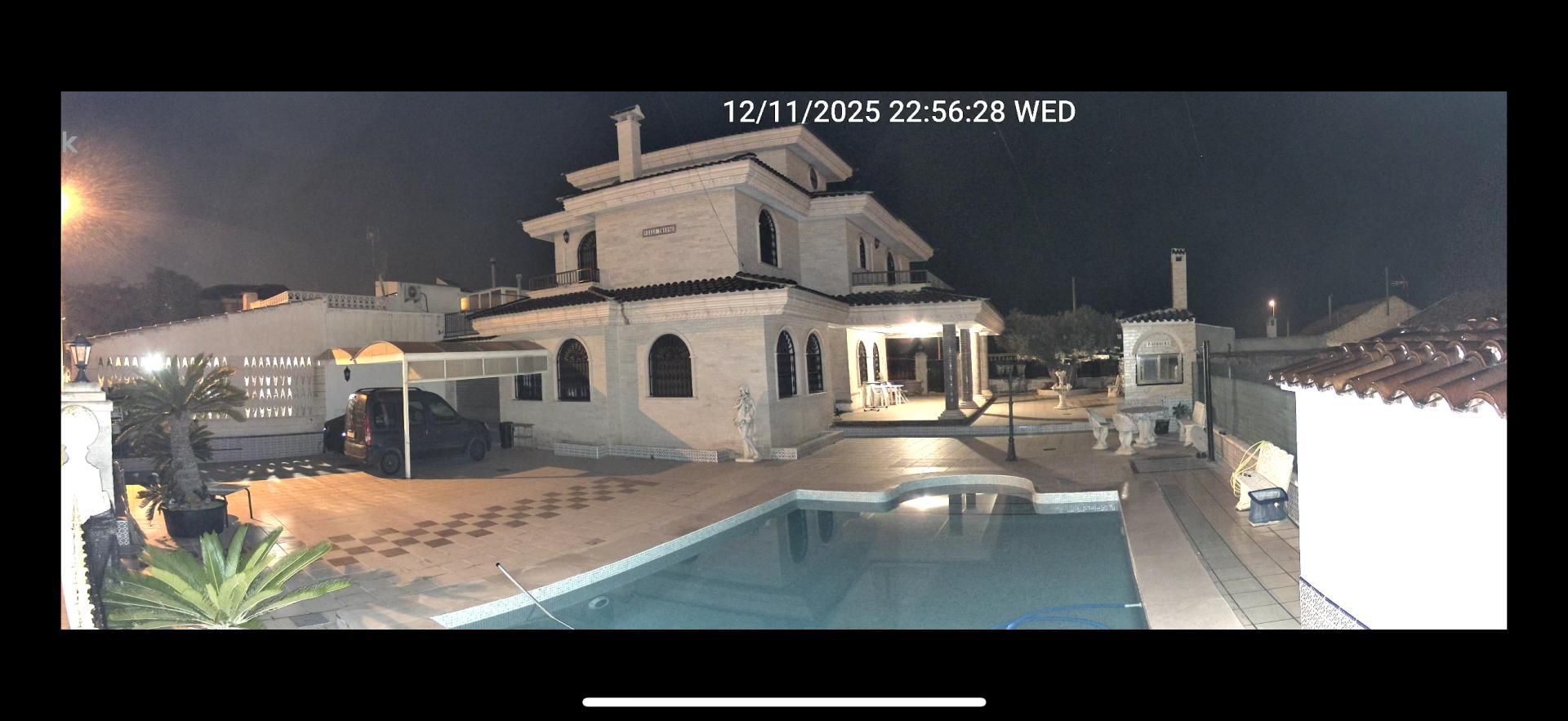 House or chalet for sale in Carrer Albitana, 16, El Altet Swimming pool of House or chalet for sale in Elche / Elx with Air Conditioner, Heating and Private garden