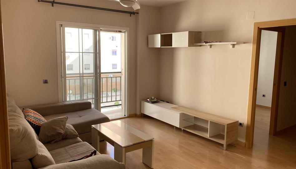 Photo 1 of Flat to share in Calle Japón, 28, Colores -  Entreparques, Sevilla