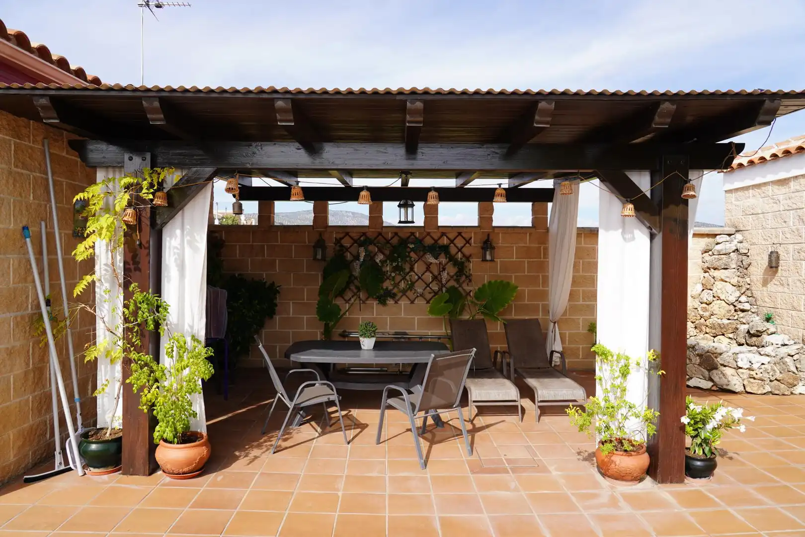Terrassa de Casa o xalet en venda en Huétor Tájar amb Aire condicionat, Terrassa i Piscina