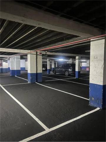 Garaje en Alquiler en Salesas - Foncalada - Campoamor