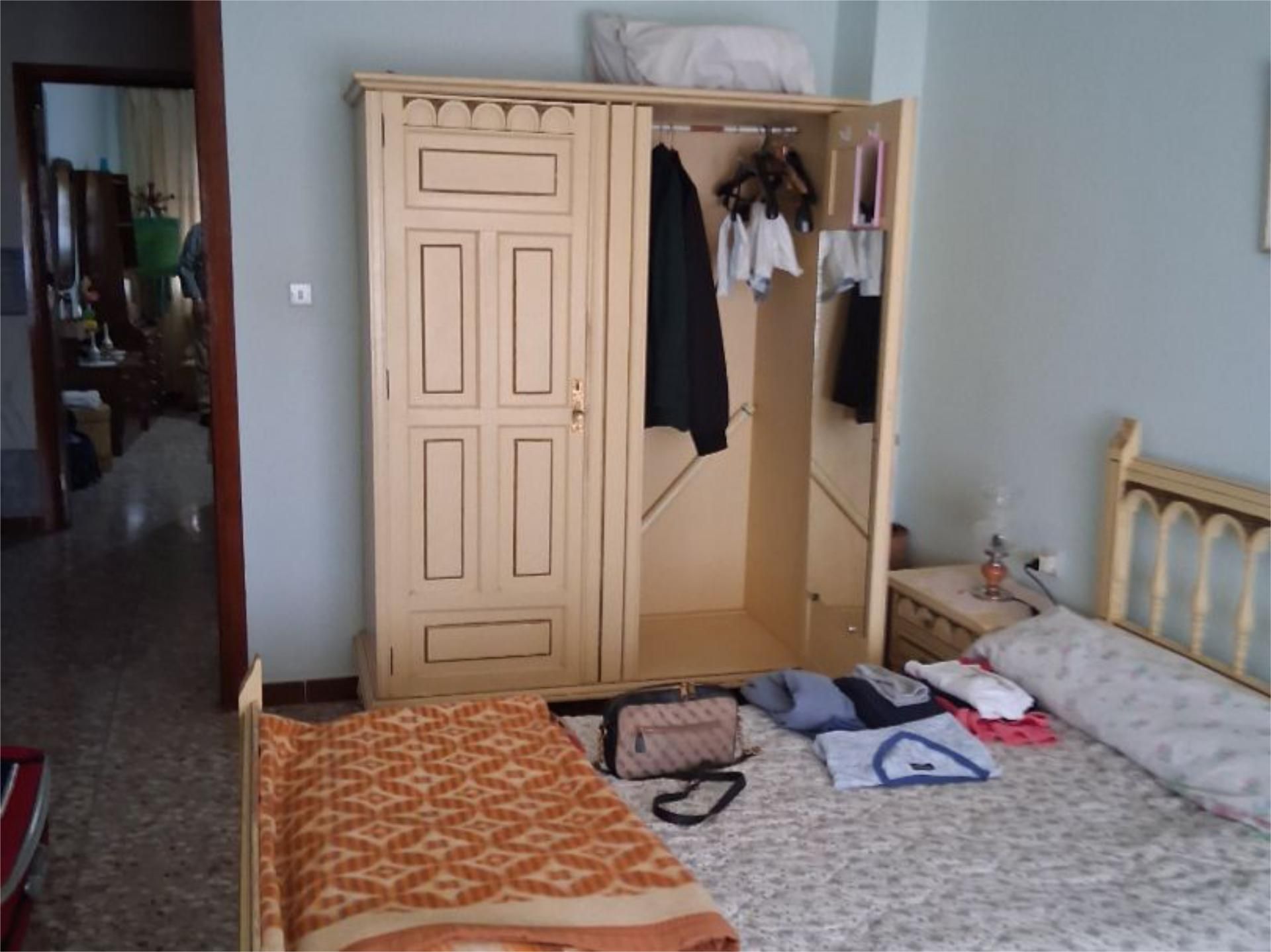 Piso en venta en Calle Sol, 36, Dos Torres