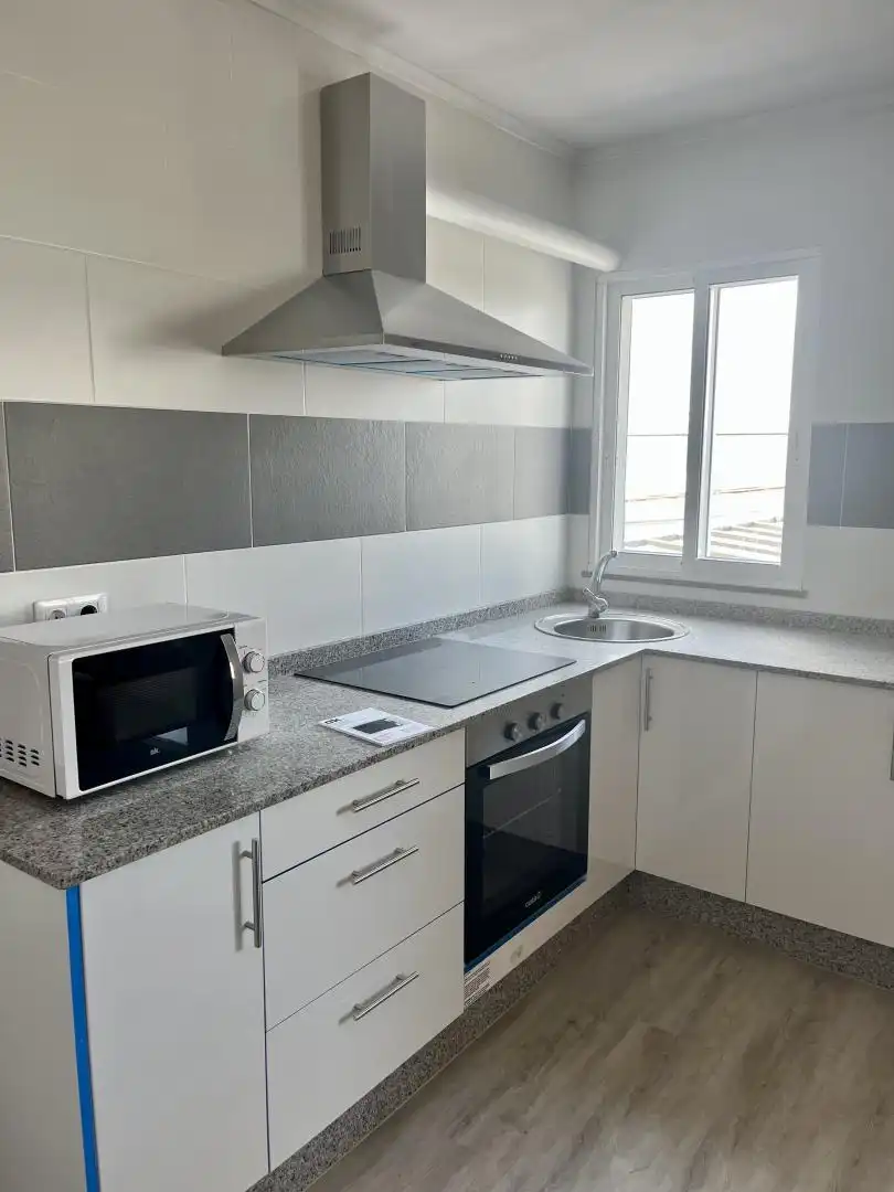 Flat for rent in Rúa dos Artesáns, 23, Parroquias del Oeste Kitchen of Flat for rent in Lugo with Heating, Storage room and Furnished