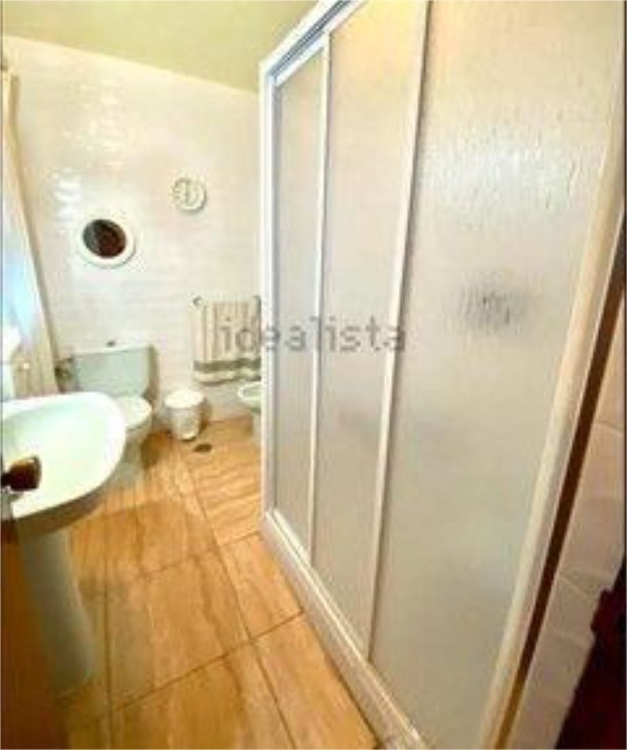 Ático en venta en San Bartolomé - Millán de Priego Baño de Ático en venta en Jaén Capital con Terraza