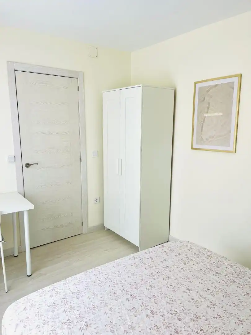 Flat for rent in Carrer de Jovellanos, 3, Plaza Donoso Cortés - Avenida Magdalena Bedroom of Flat for rent in Castellón de la Plana / Castelló de la Plana with Air Conditioner, Heating and Parquet flooring