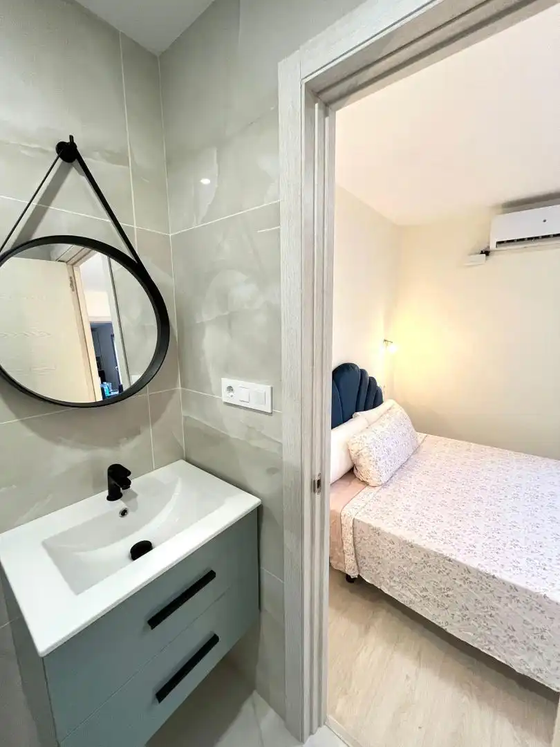 Flat for rent in Carrer de Jovellanos, 3, Plaza Donoso Cortés - Avenida Magdalena Bedroom of Flat for rent in Castellón de la Plana / Castelló de la Plana with Air Conditioner, Heating and Parquet flooring