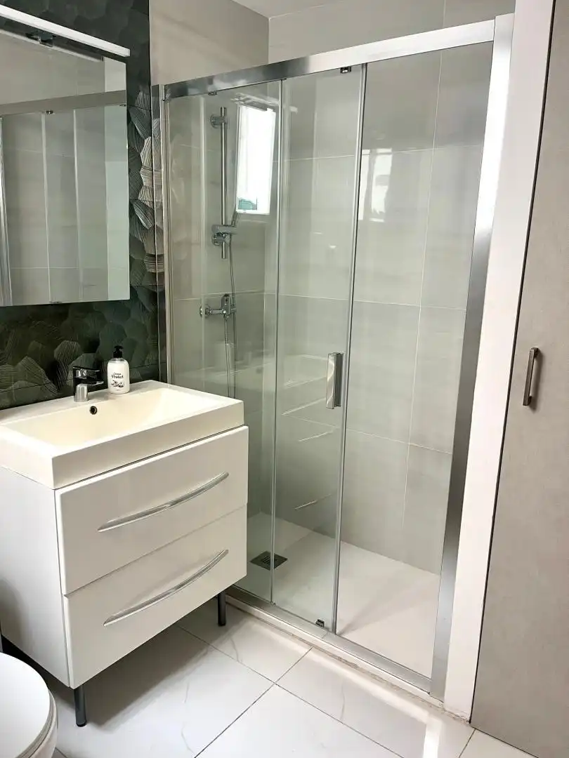 Flat for rent in Carrer de Jovellanos, 3, Plaza Donoso Cortés - Avenida Magdalena Bathroom of Flat for rent in Castellón de la Plana / Castelló de la Plana with Air Conditioner, Heating and Parquet flooring