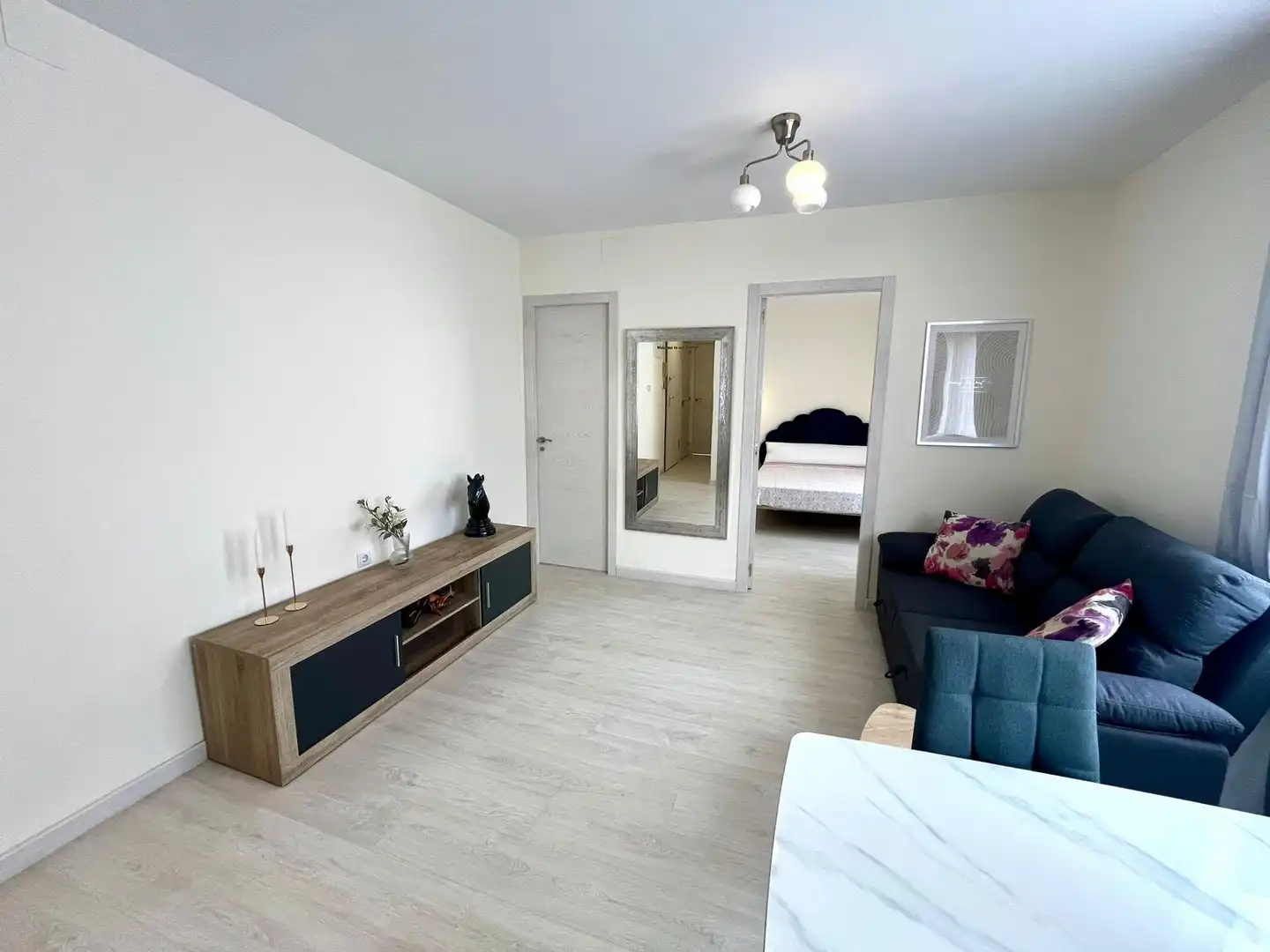 Flat for rent in Carrer de Jovellanos, 3, Plaza Donoso Cortés - Avenida Magdalena Living room of Flat for rent in Castellón de la Plana / Castelló de la Plana with Air Conditioner, Heating and Parquet flooring