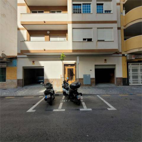 Local comercial en Alquiler en Zona Playa del Cura