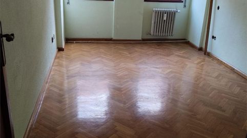 Flat for sale in Calle General Espartero, 3, Gran Via, Logroño - image 4 Photo 4 of Flat for sale in Calle General Espartero, 3, Gran Via, Logroño