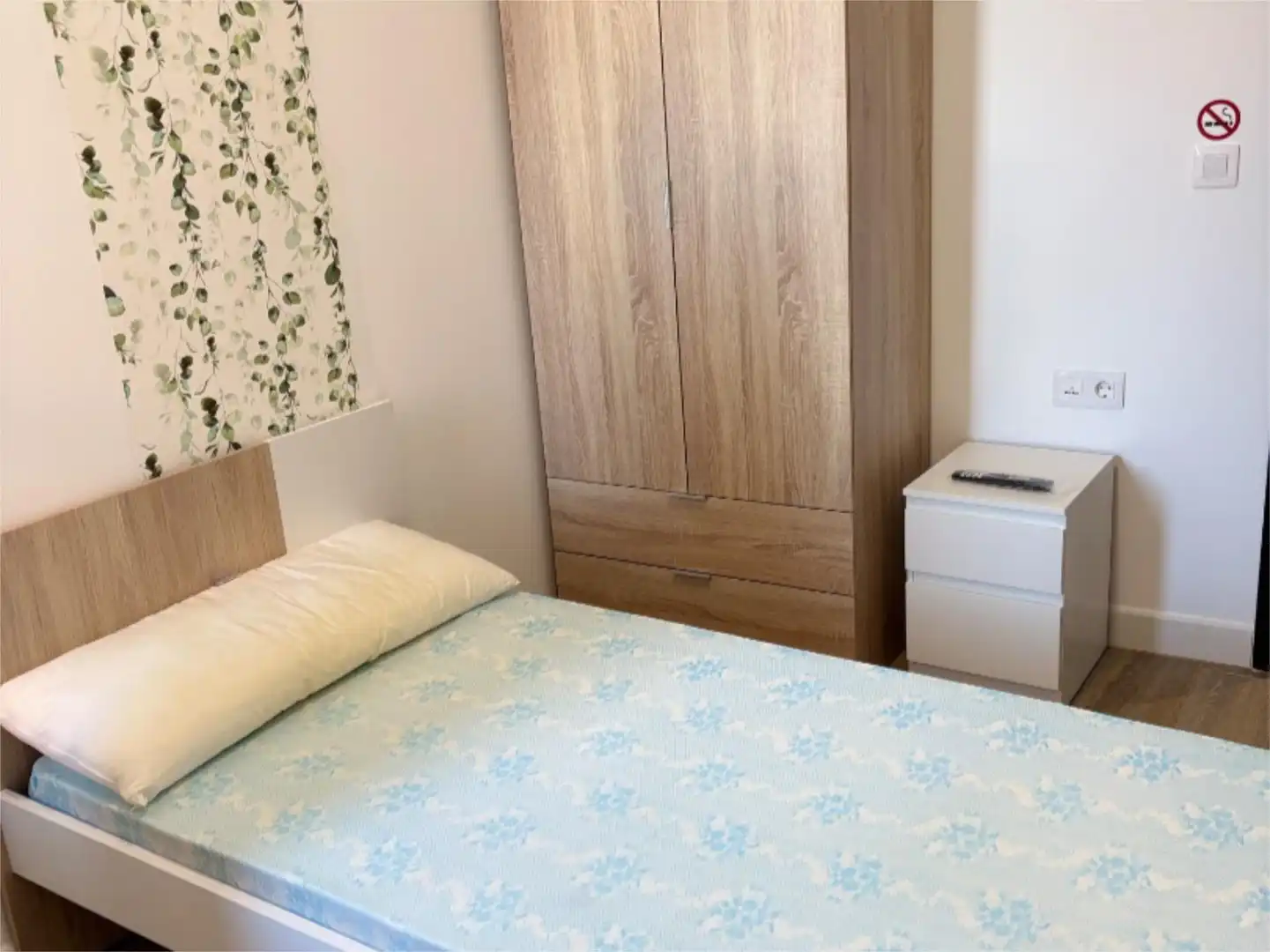 Zimmer in Calle Larga, 24, Teso de la Feria - Arrabal Schlafzimmer von Einfamilien-Reihenhaus zur untervermieten in Salamanca mit Klimaanlage, Heizung und Terrasse