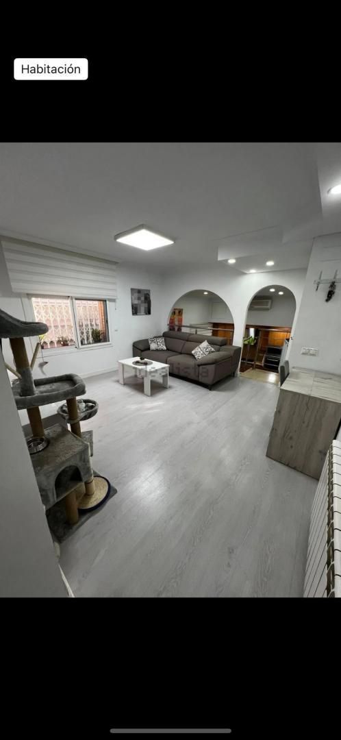 Flat for sale in Carrer del Planeta Mart, 18, Artigues - Llefià Living room of Flat for sale in Badalona with Air Conditioner and Terrace