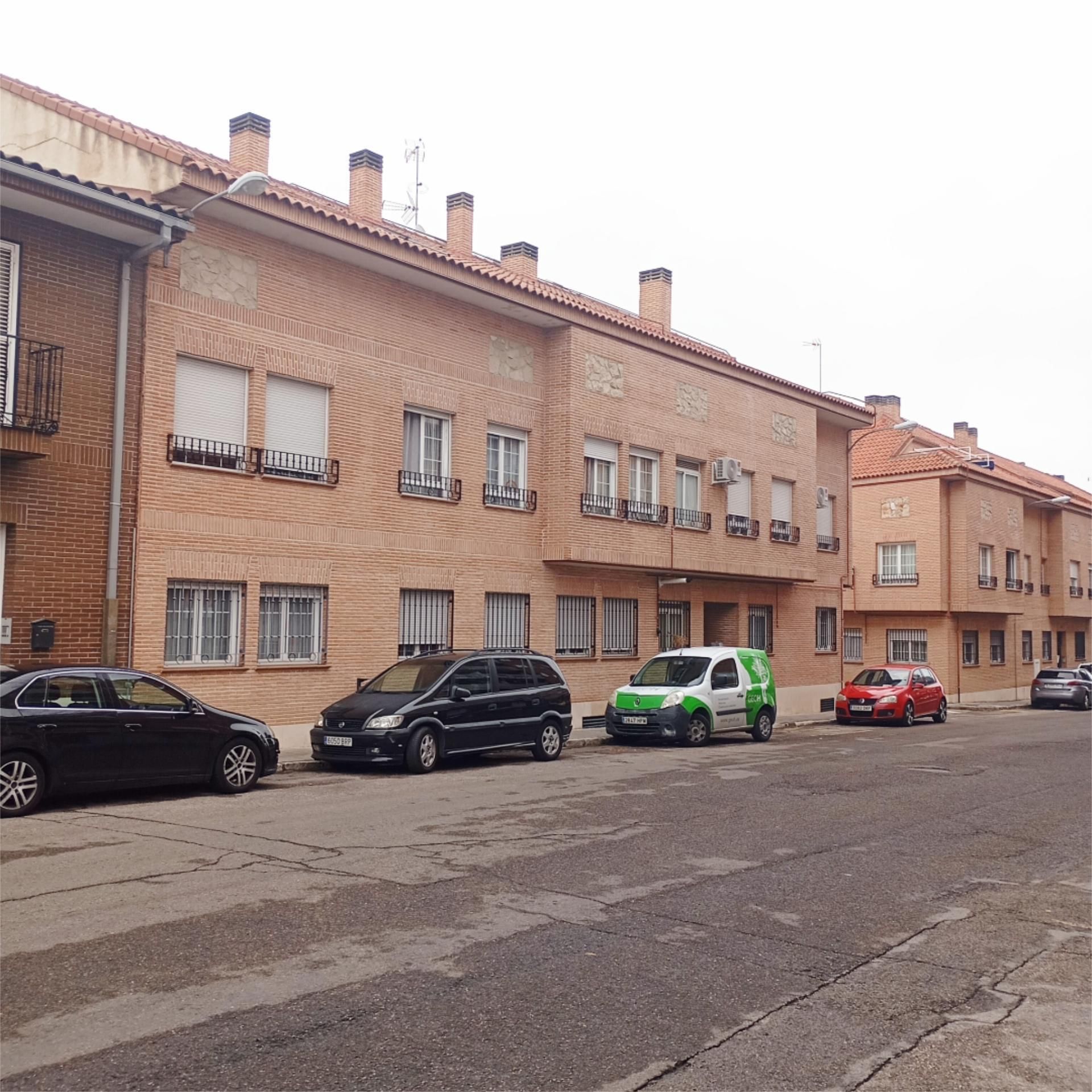 Vista exterior de Pis en venda en Ciempozuelos amb Aire condicionat i Terrassa