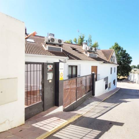 Casa-chalet en Venta en Calle del Calvario, 23 en Titulcia