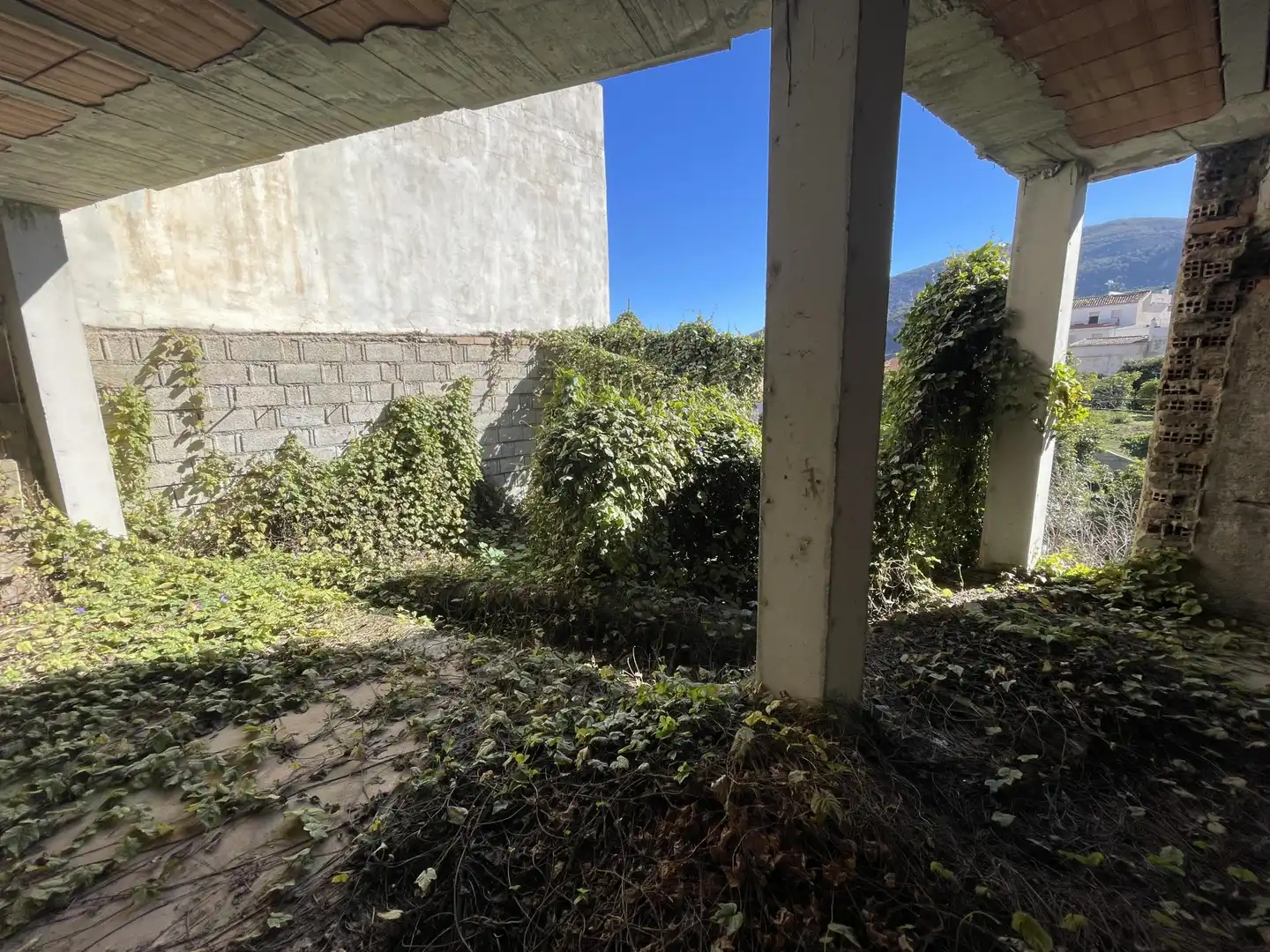 Casa adosada en venda a Plaza Principe, 1, Los Guájares Jardí de Casa adosada en venda en Los Guájares amb Jardí privat, Terrassa i Balcó