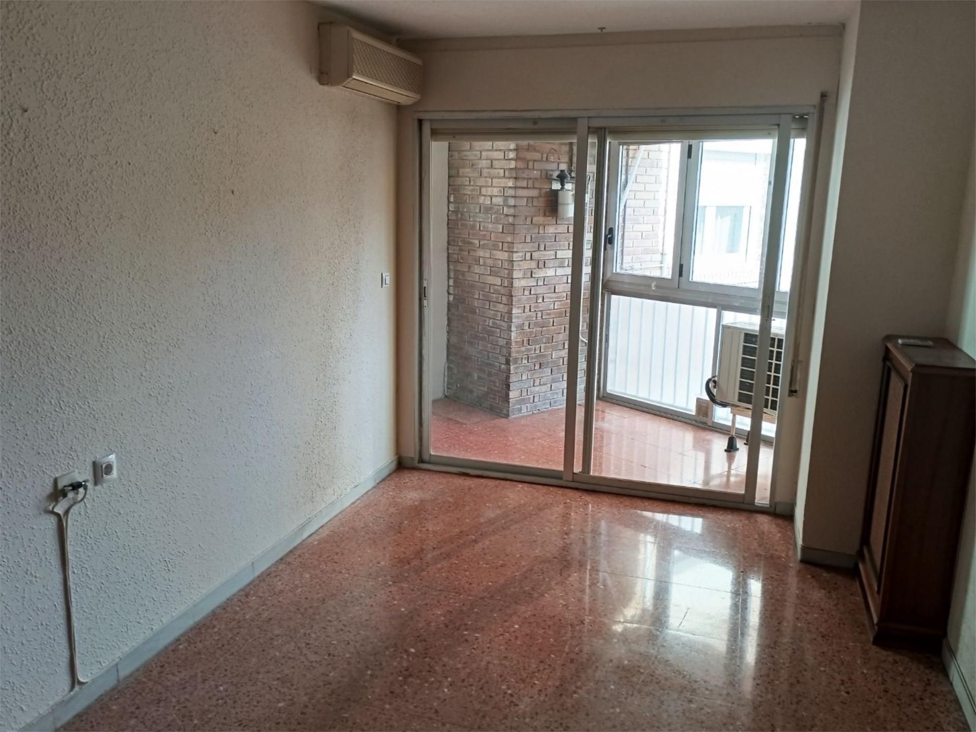 Flat for sale in Carrer de Roca Labrador, 14, Instituts - Universitat Flat for sale in Lleida Capital with Air Conditioner and Balcony