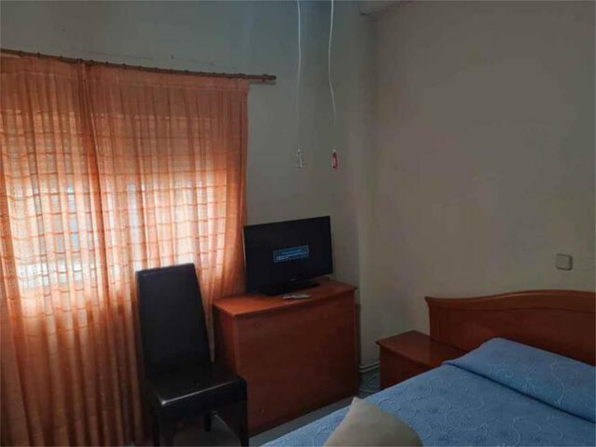 Dormitori de Casa o xalet per a compartir en Torrejón de la Calzada amb Jardí privat, Terrassa i Moblat