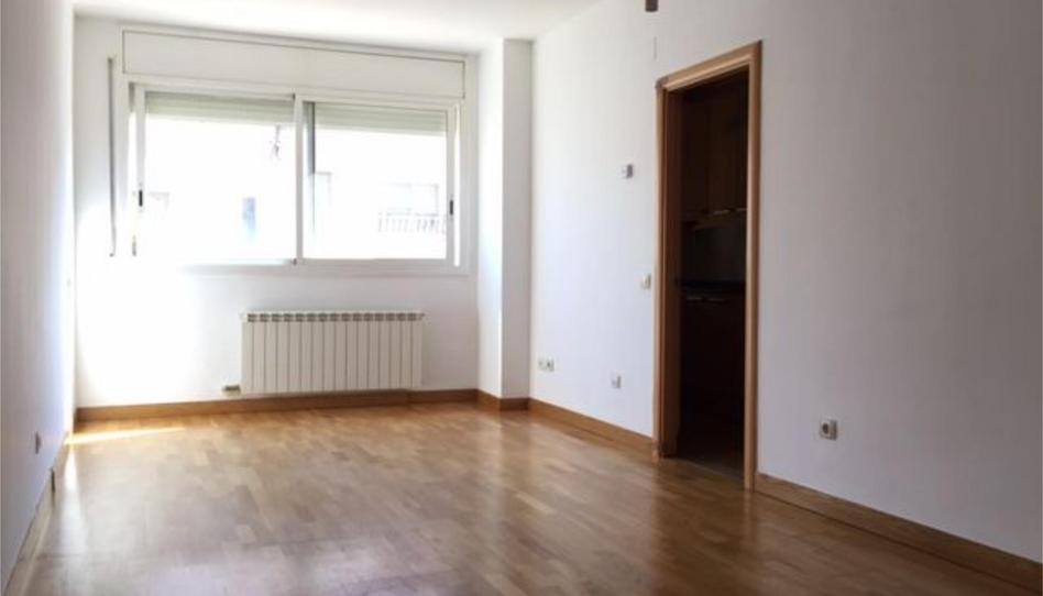 Pis en venda a Carrer de Sierra Nevada, 83, Les Arenes - La Grípia Can Montllor, Barcelona - imatge 1 Foto 1 de Pis en venda a Carrer de Sierra Nevada, 83, Les Arenes - La Grípia Can Montllor, Barcelona