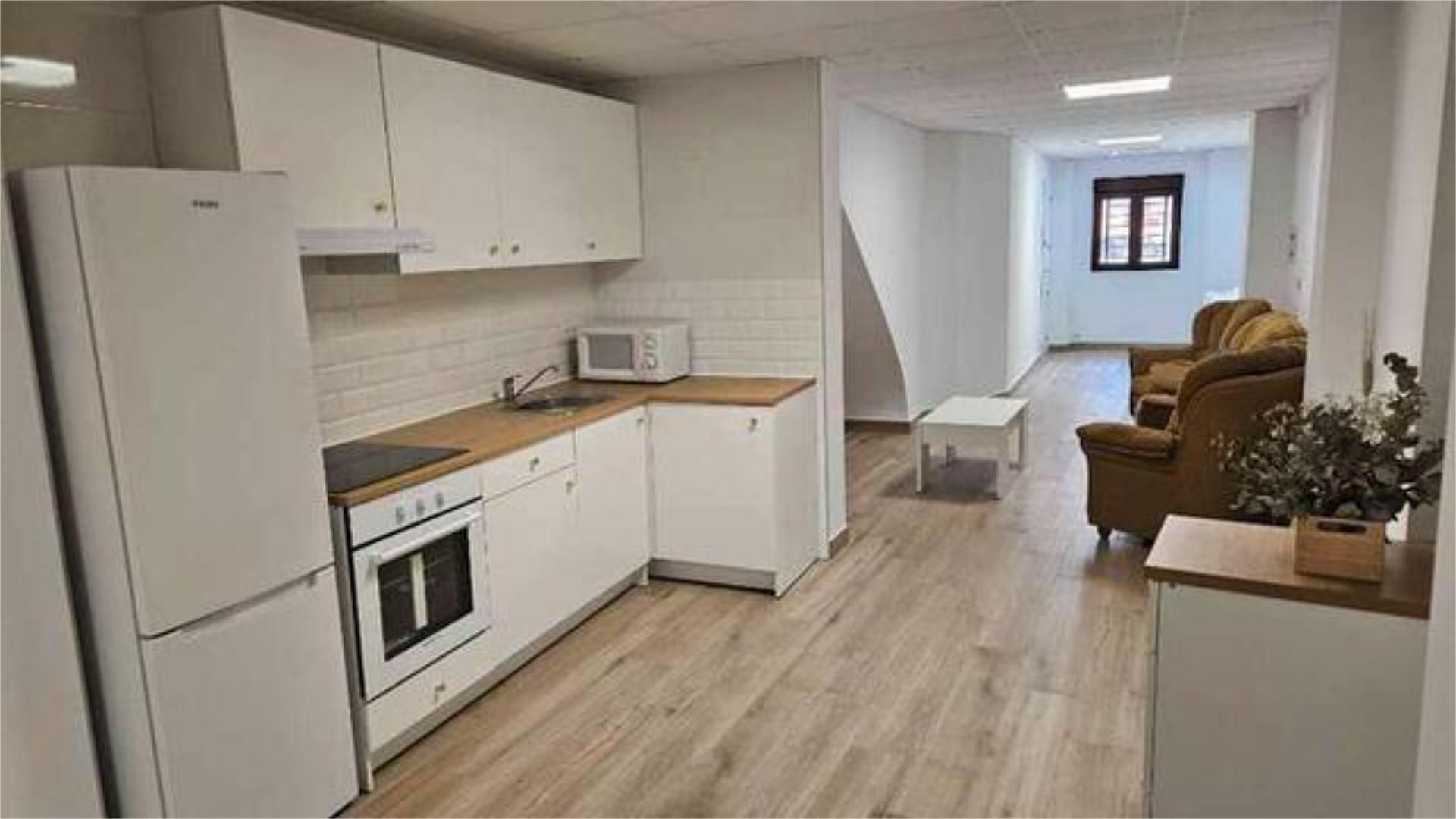 Cocina de Piso de alquiler en Torredonjimeno con Calefacción, Terraza y Trastero