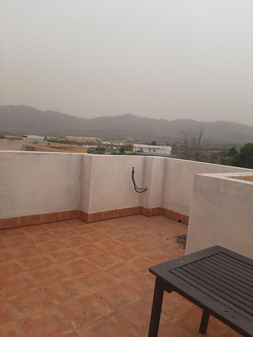 Terrassa de Casa adosada de lloguer en Los Gallardos amb Terrassa, Traster i Moblat