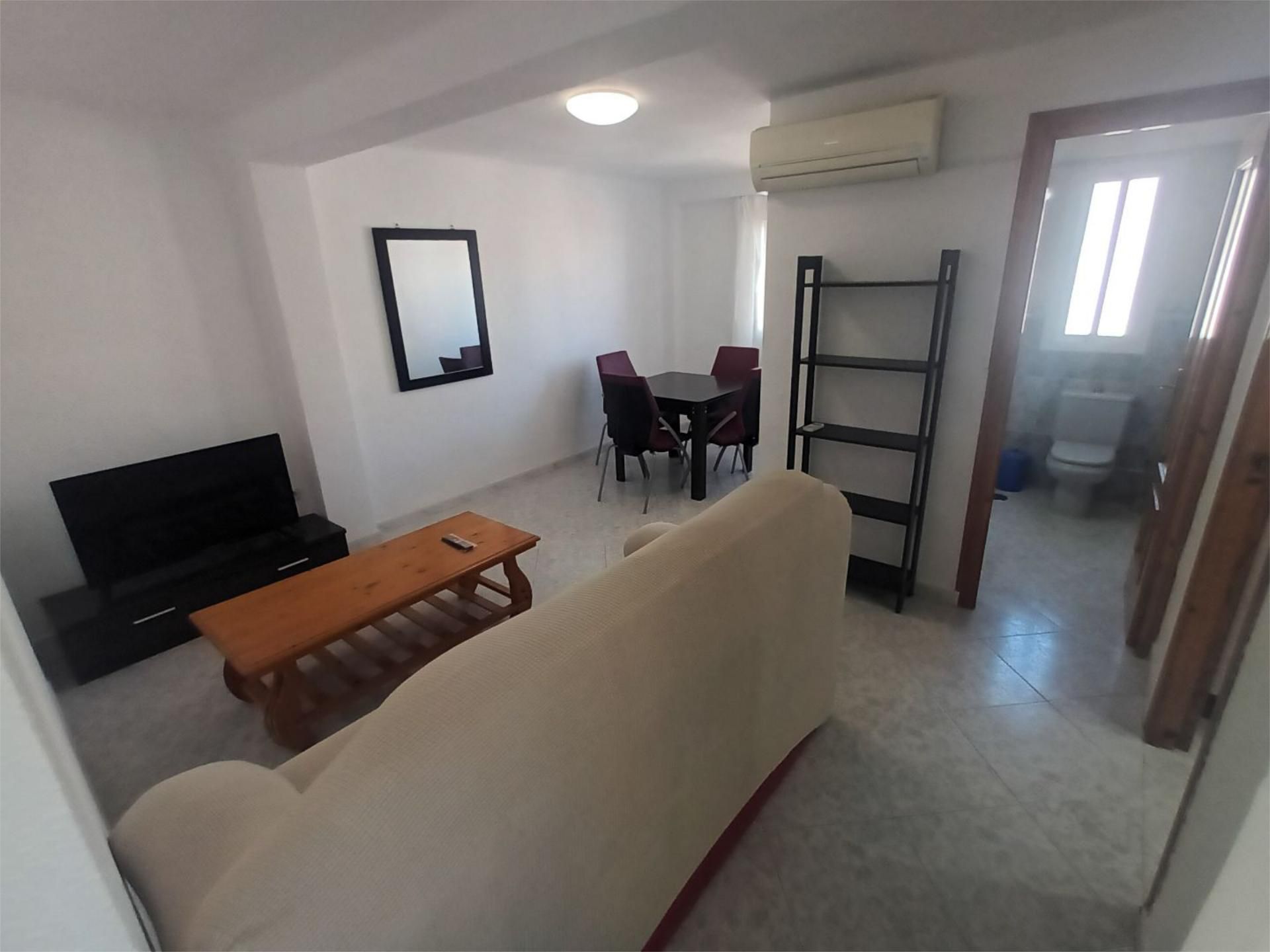 Living room of Flat to rent in  Almería Capital  with Air Conditioner, Heating and Furnished