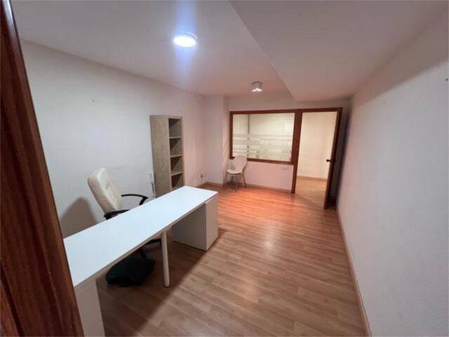 Oficina en Alquiler en Benalúa